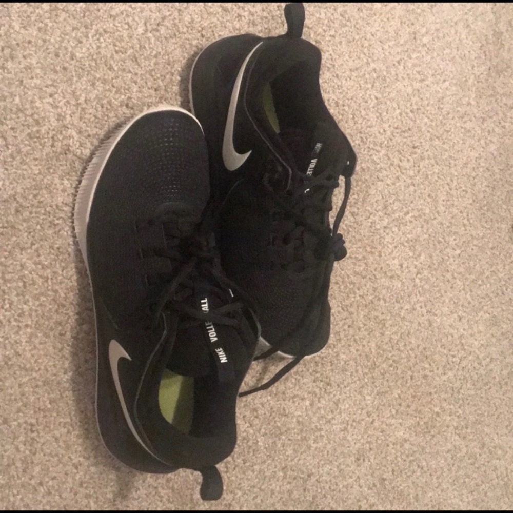 used nike hyperace zoom black volleyball shoes